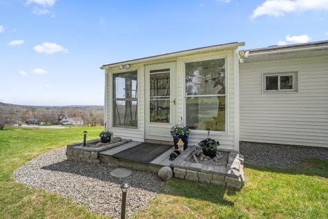 187 Ripley Road Dexter ME 04930