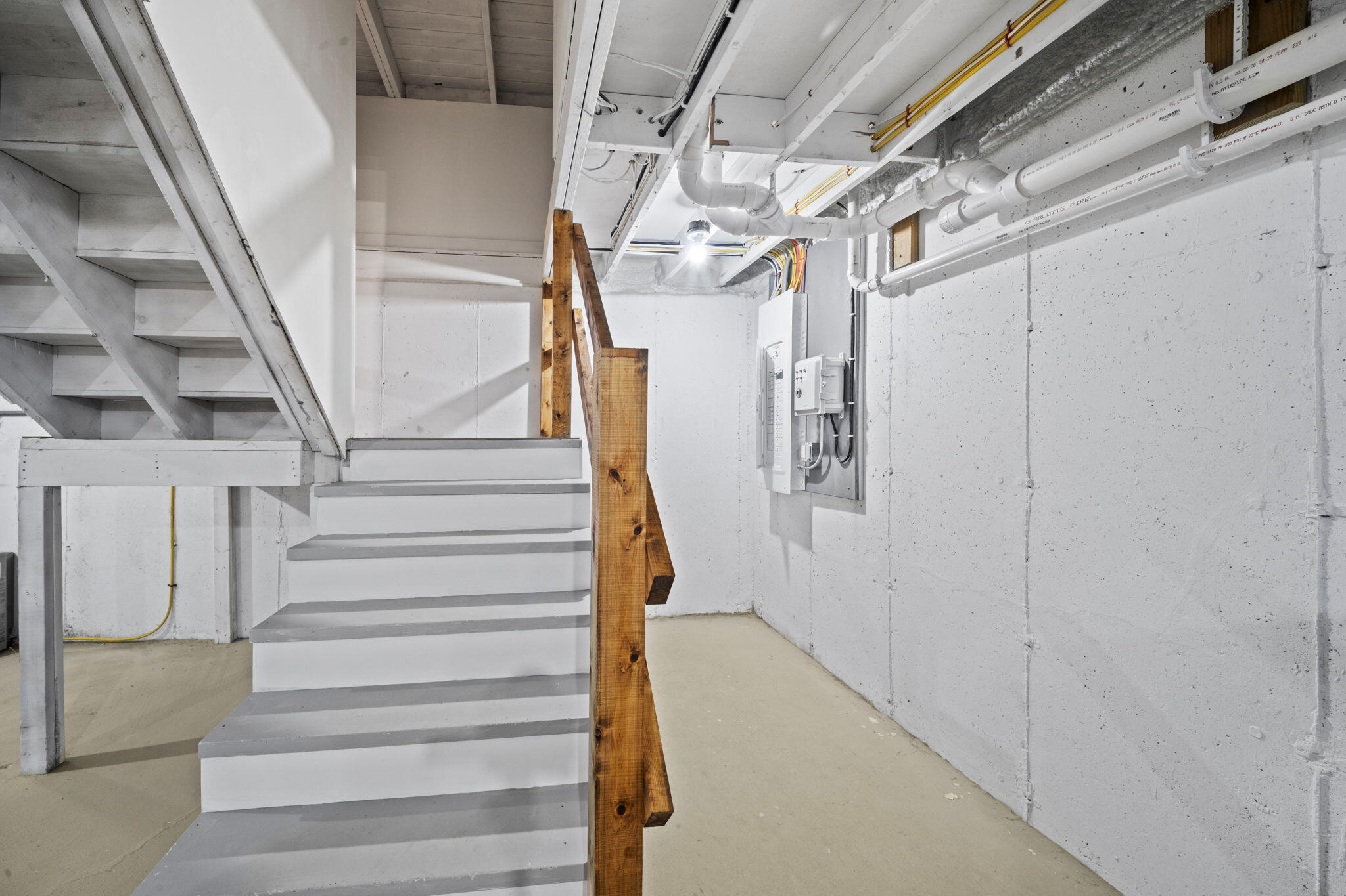 59 34th Fire Road China ME 04358