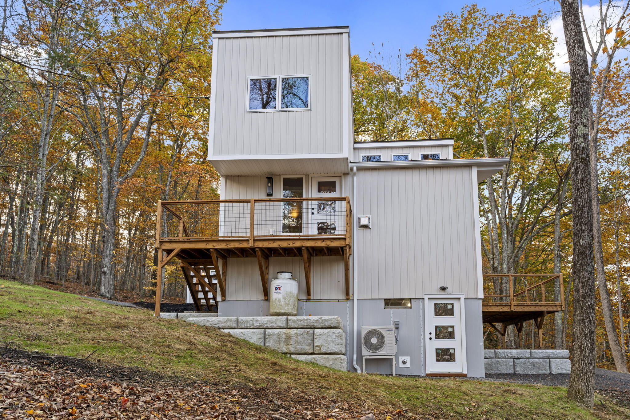 59 34th Fire Road China ME 04358