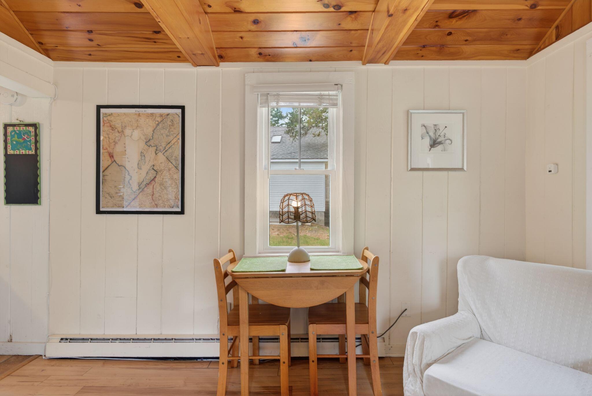1 Gilleys Lane Raymond ME 04071