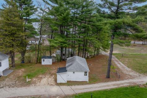 1 Gilleys Lane Raymond ME 04071
