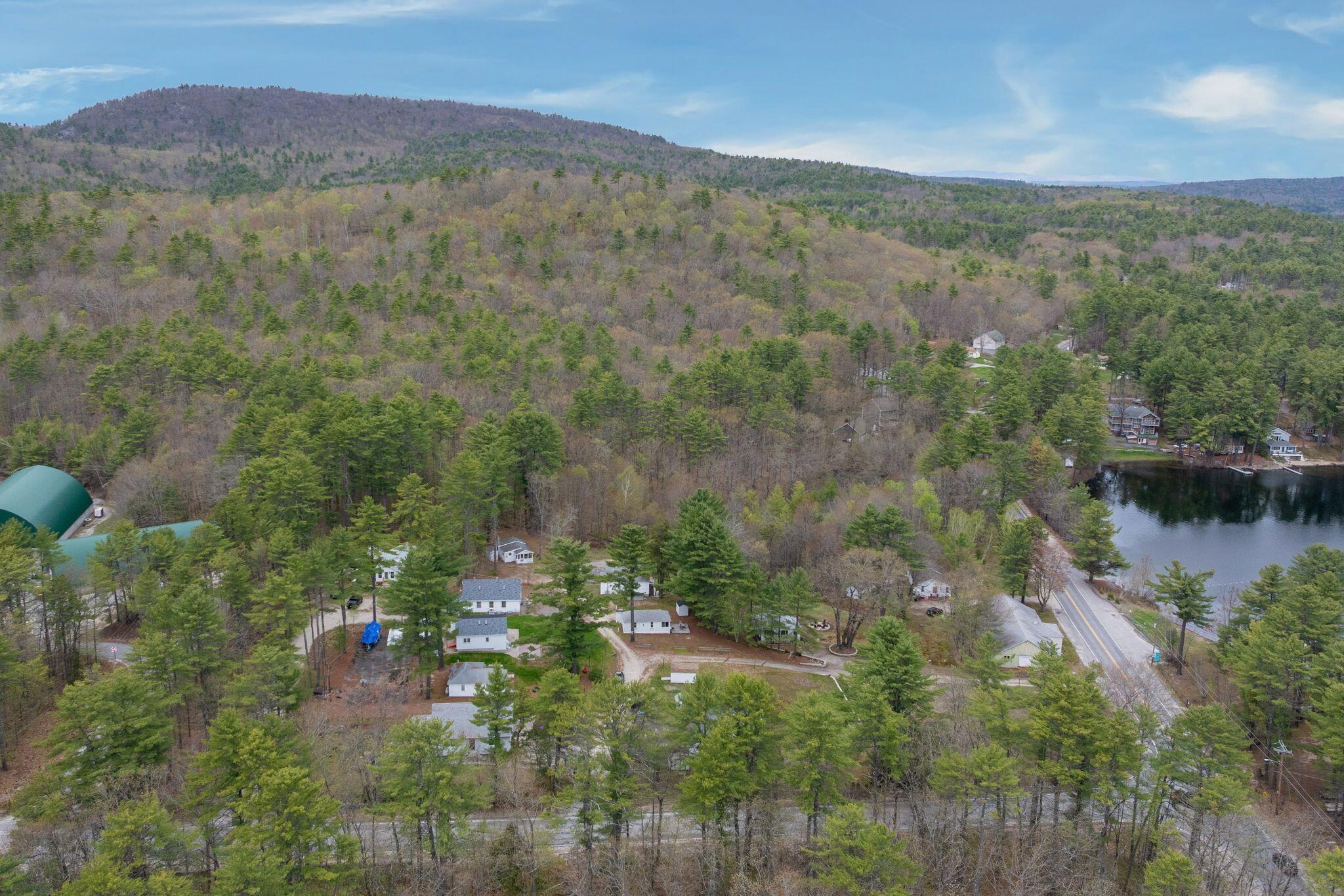 1 Gilleys Lane Raymond ME 04071