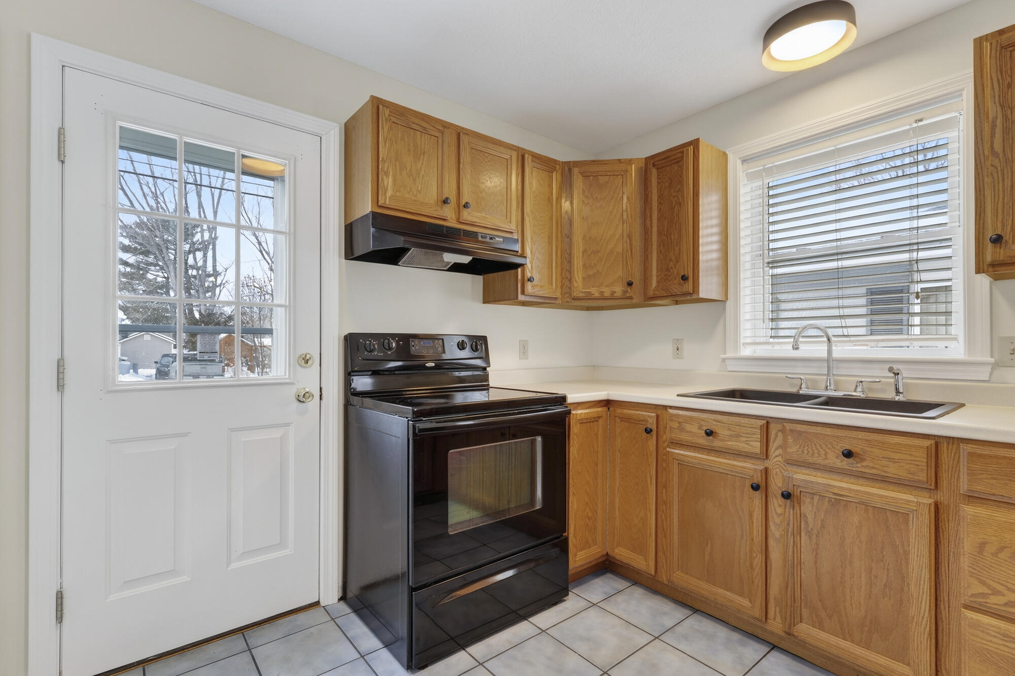 136 Dawson Street South Portland ME 04106