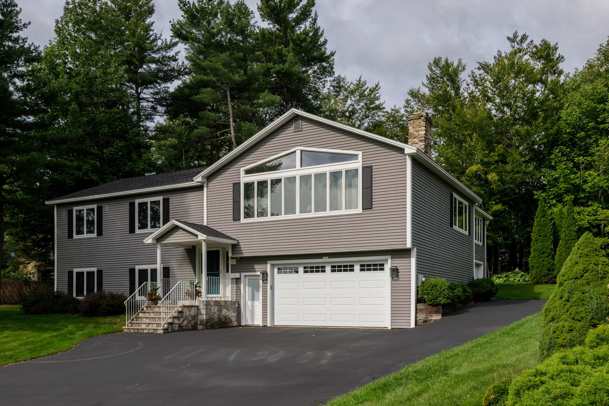 18 Woodside Drive Lewiston ME 04240