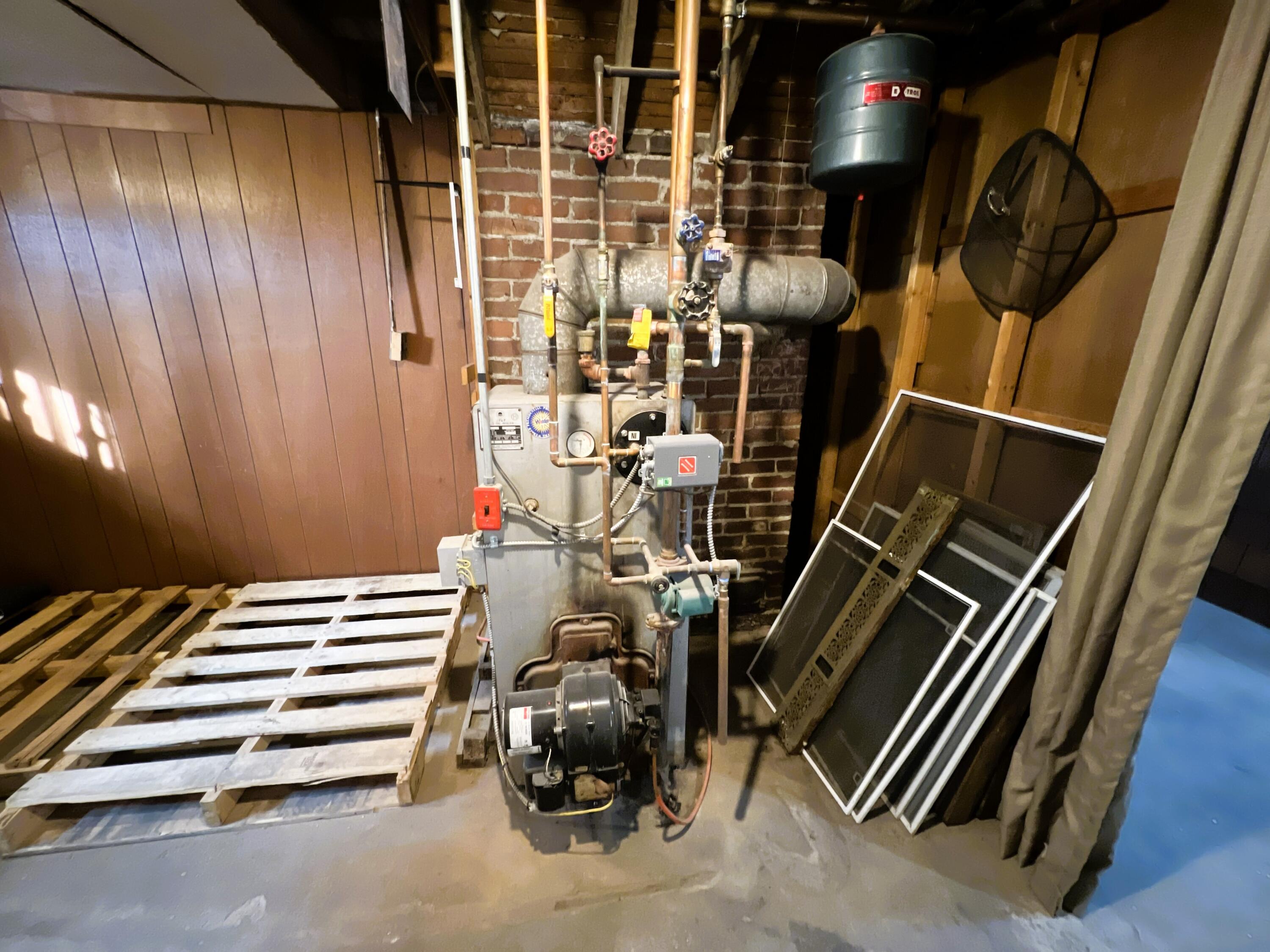 18 Fowler Street Augusta ME 04330