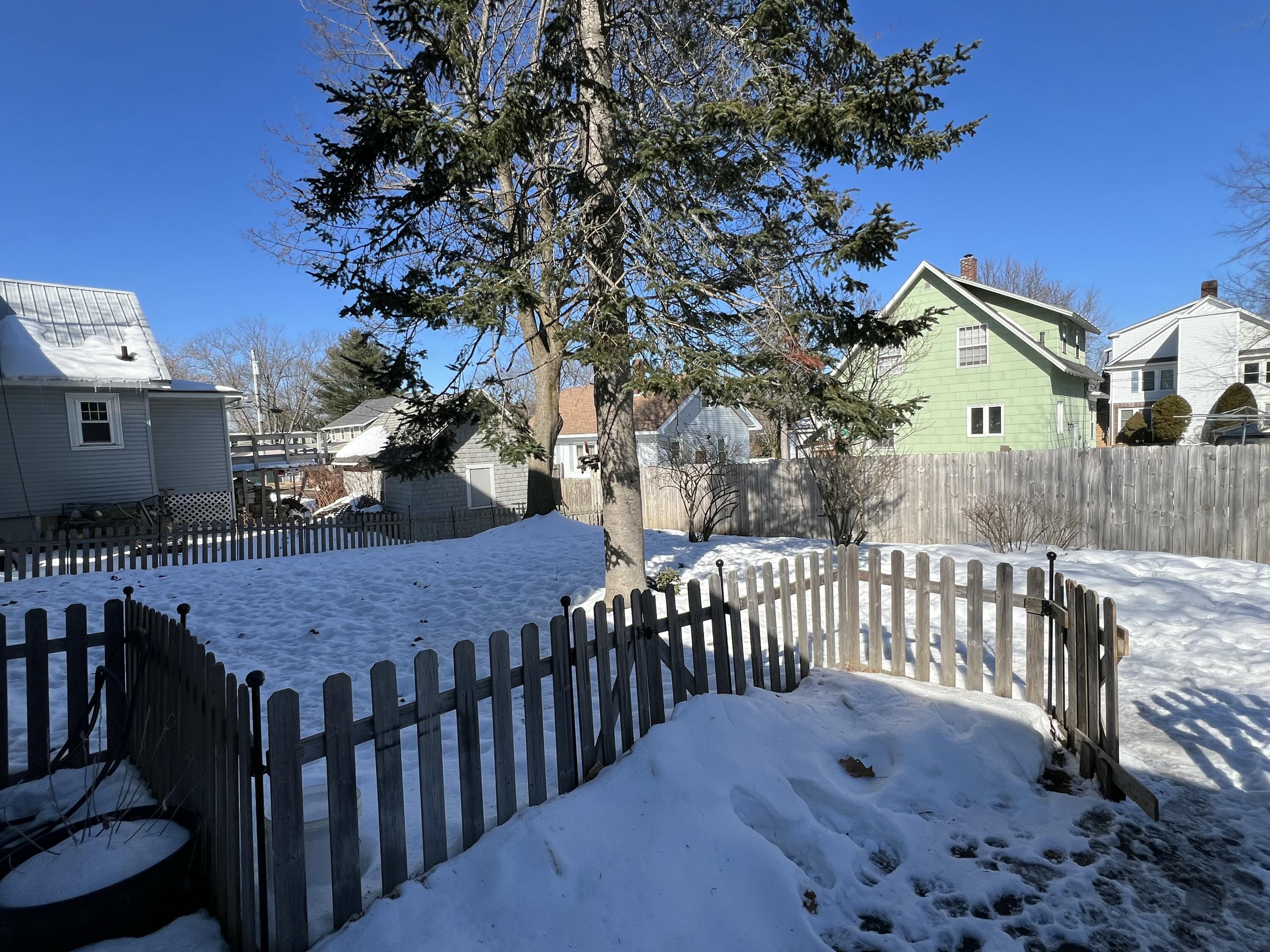 18 Fowler Street Augusta ME 04330