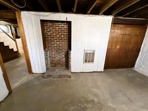 18 Fowler Street Augusta ME 04330