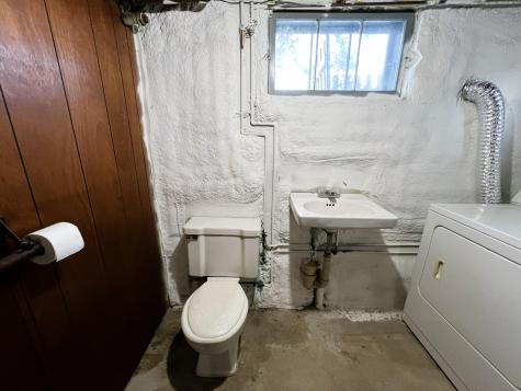 18 Fowler Street Augusta ME 04330