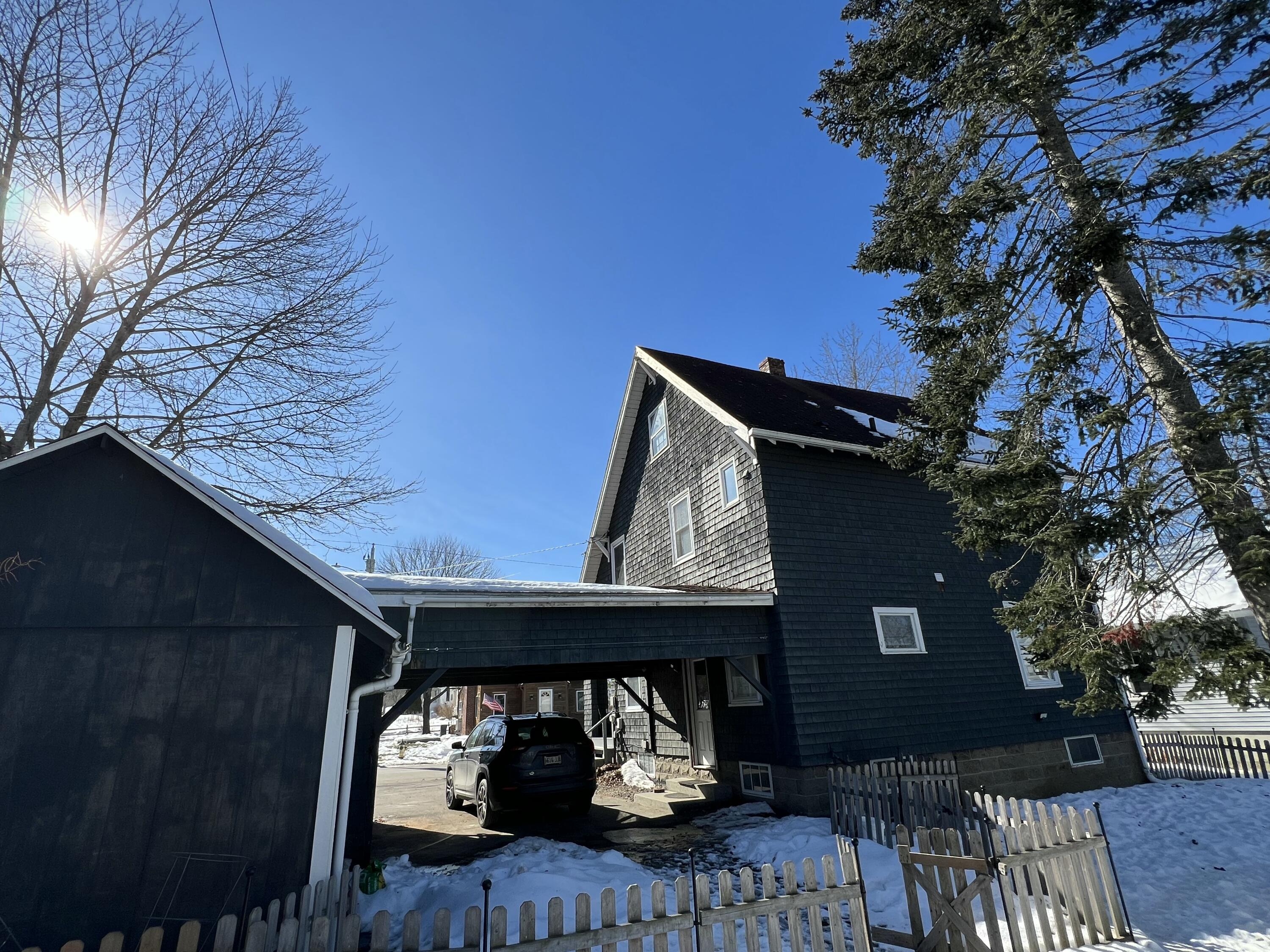 18 Fowler Street Augusta ME 04330