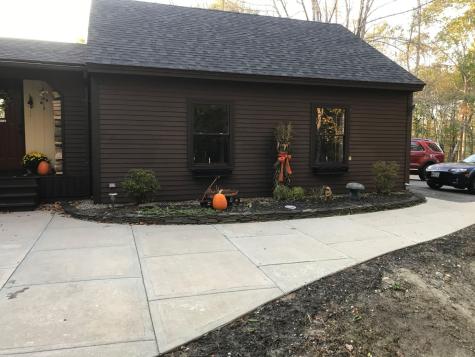 316 Pond Road Wayne ME 04284