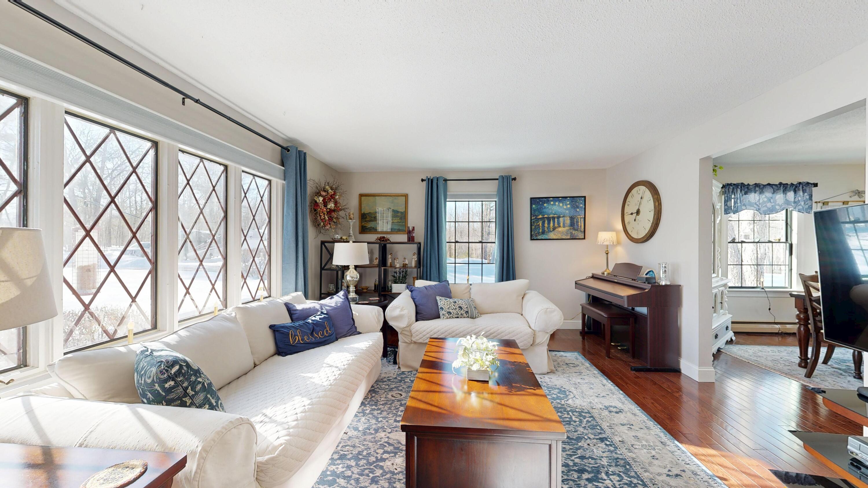 316 Pond Road Wayne ME 04284