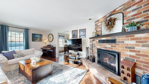 316 Pond Road Wayne ME 04284