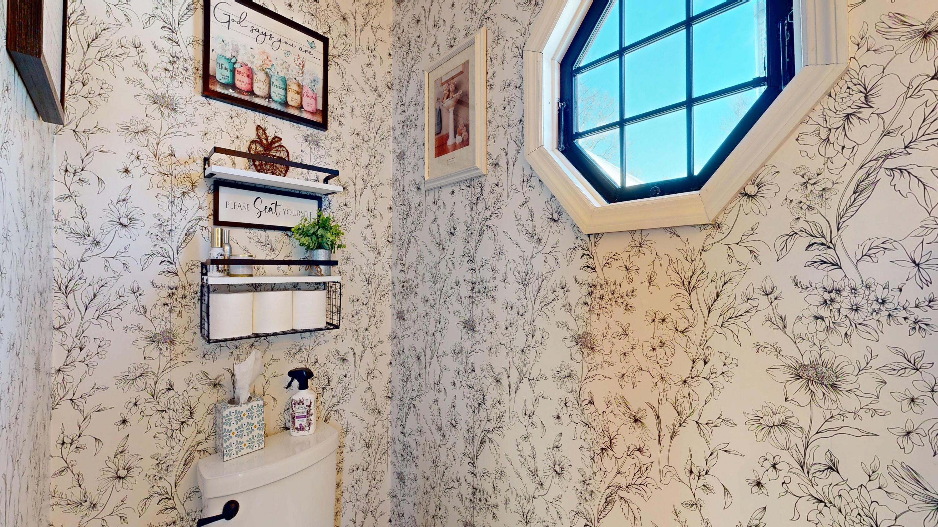 316 Pond Road Wayne ME 04284