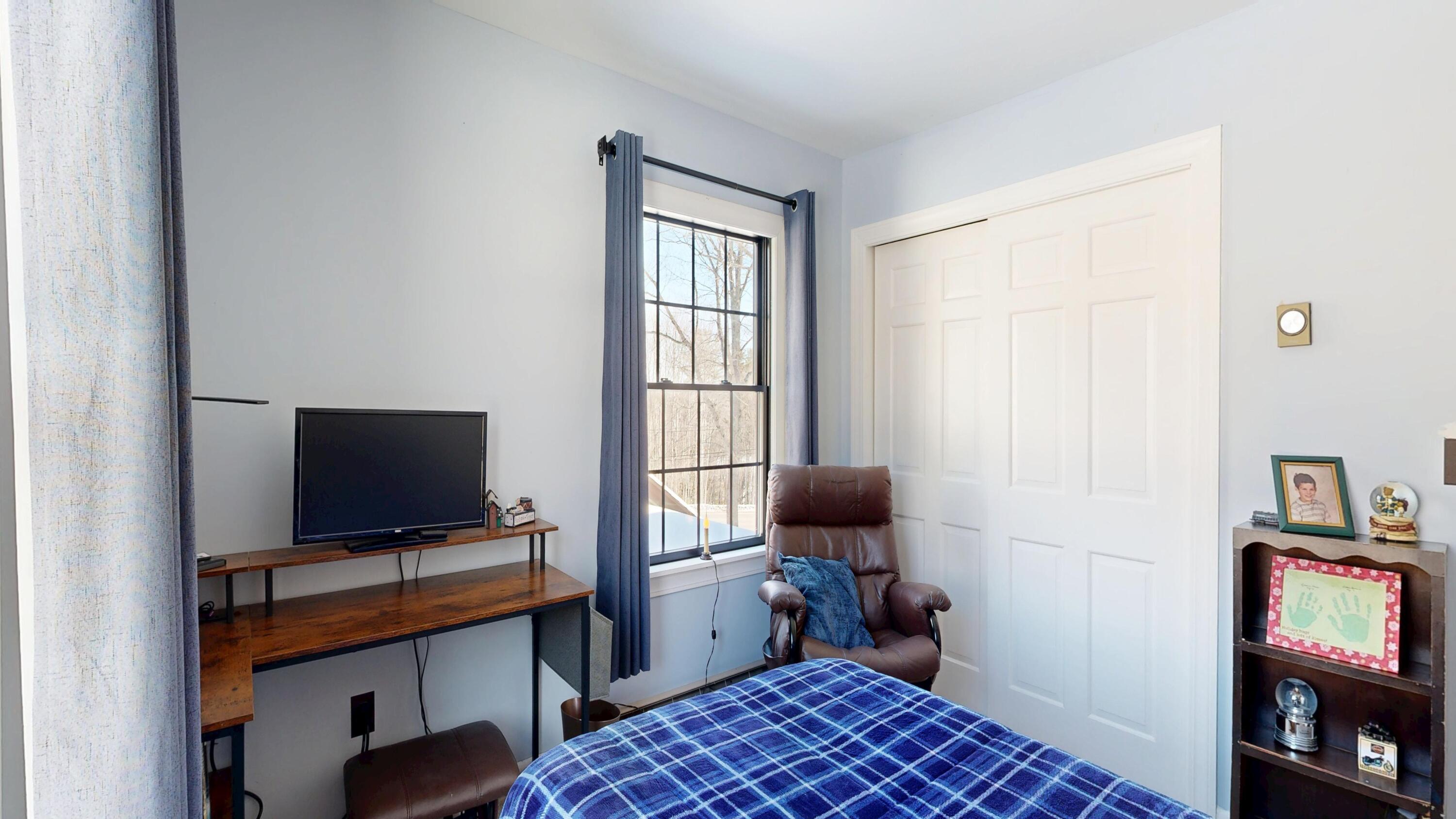 316 Pond Road Wayne ME 04284