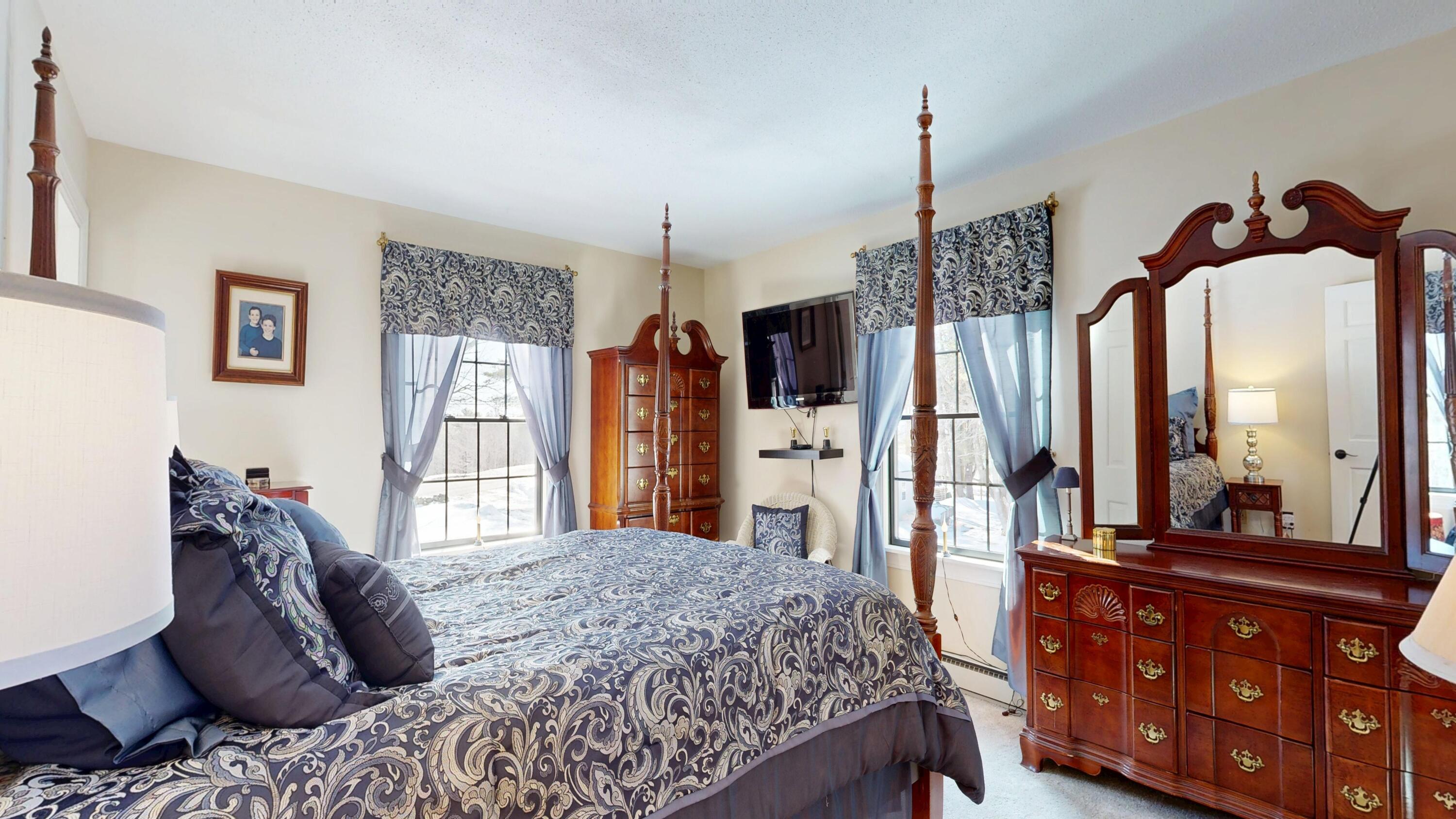 316 Pond Road Wayne ME 04284