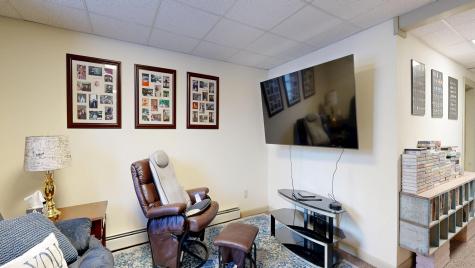316 Pond Road Wayne ME 04284