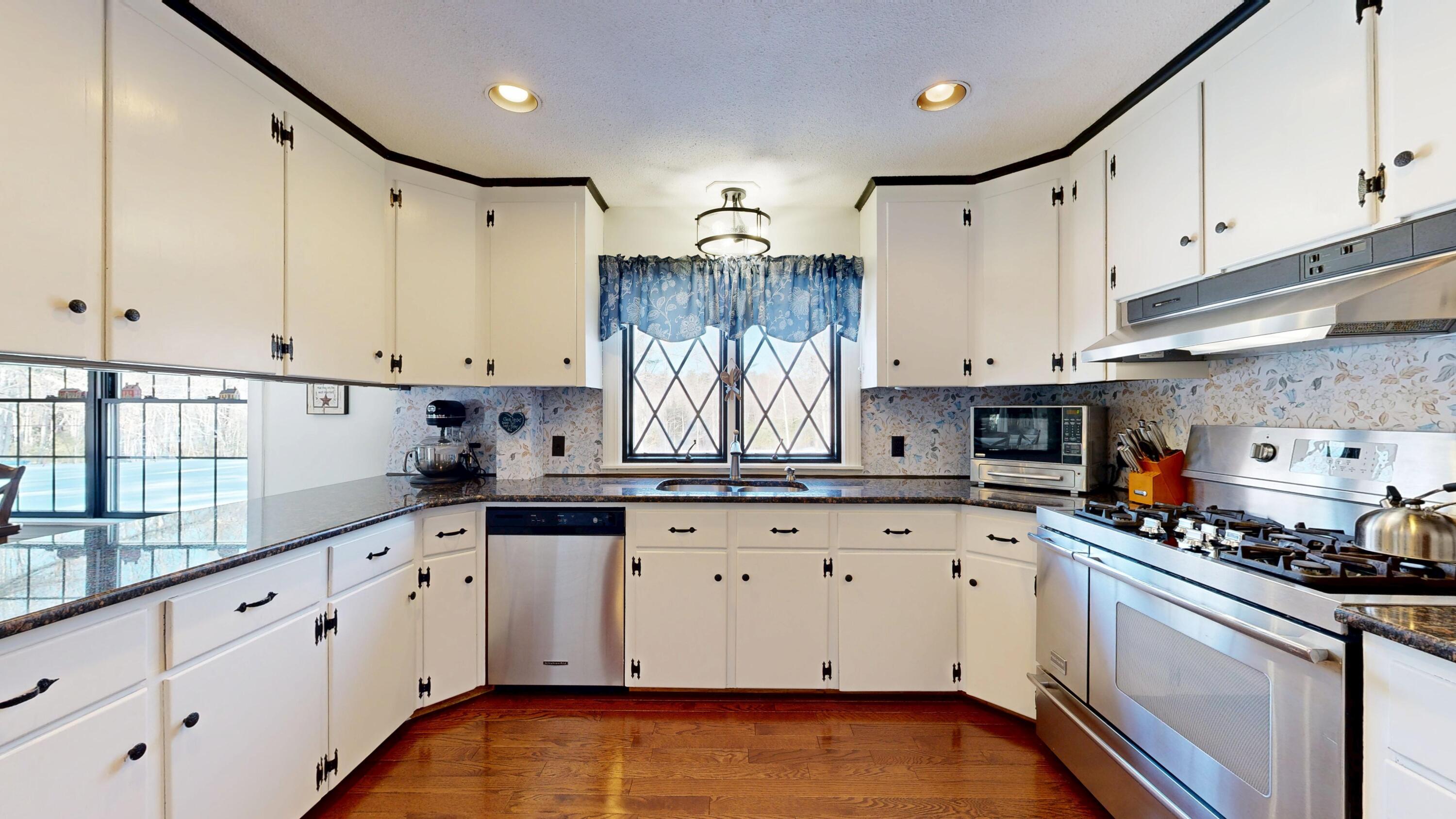 316 Pond Road Wayne ME 04284