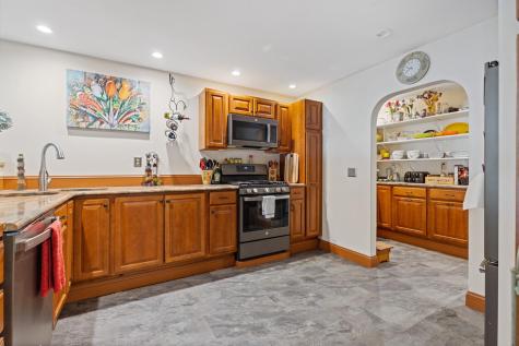 121 Wentworth Cove West Gardiner ME 04345