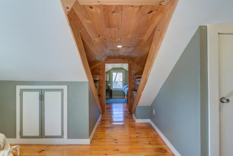 102 Wellington Road Portland ME 04103