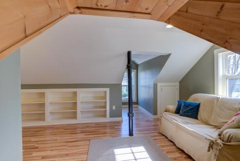 102 Wellington Road Portland ME 04103