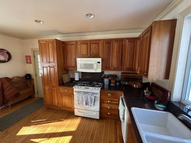 41 Grove Street Belfast ME 04915