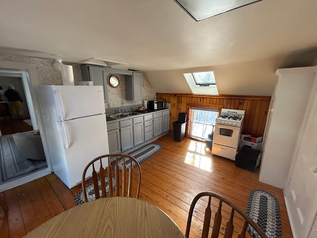 41 Grove Street Belfast ME 04915