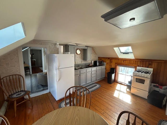 41 Grove Street Belfast ME 04915