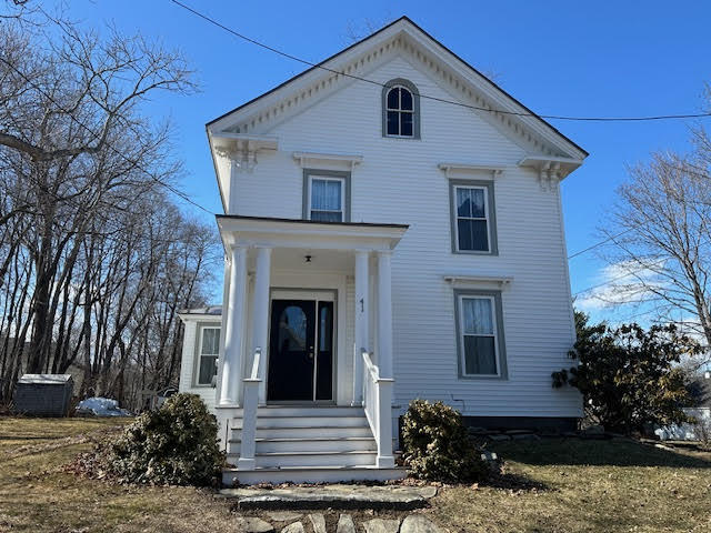 41 Grove Street Belfast ME 04915