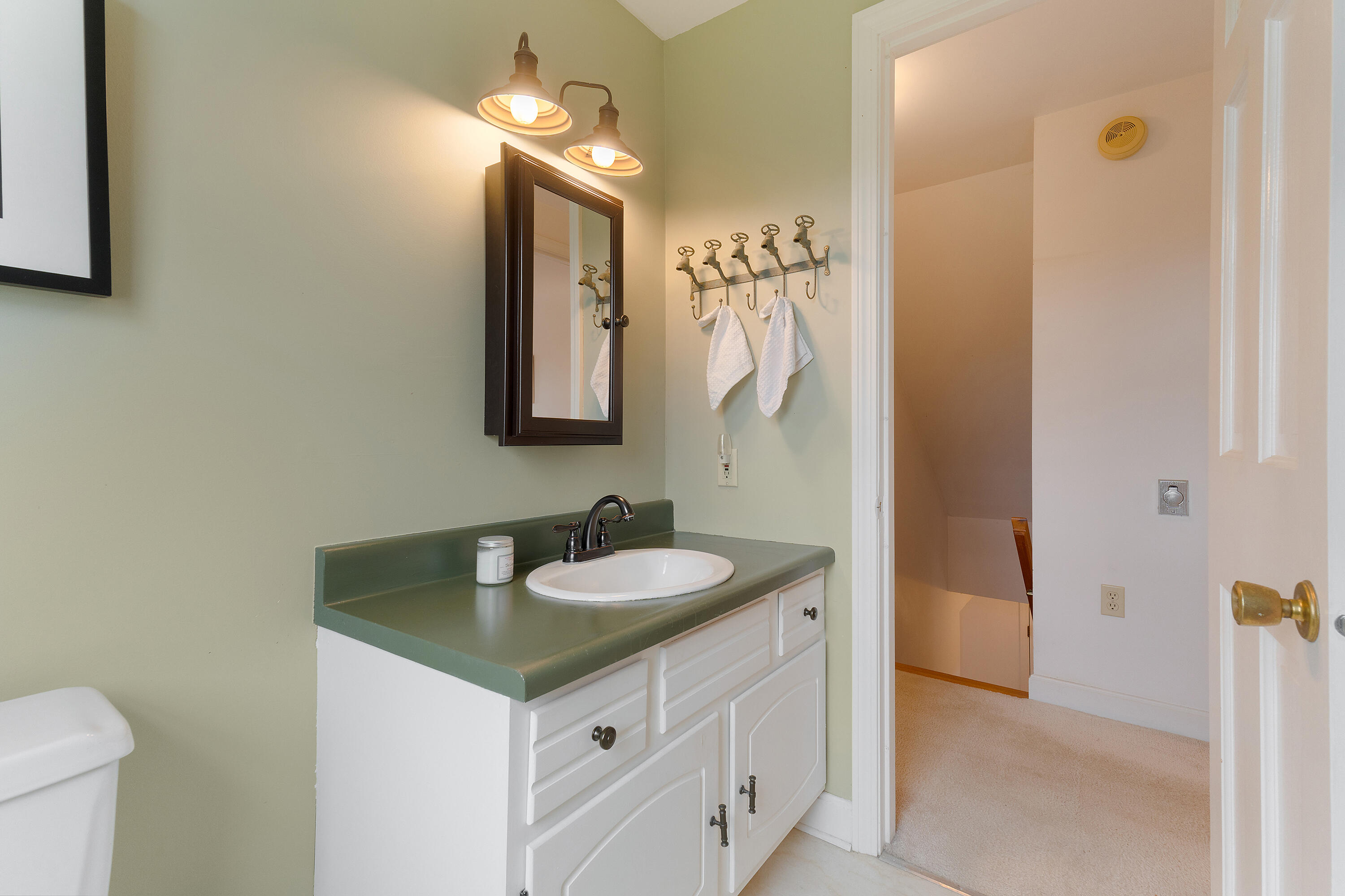 159 Federal Street Wiscasset ME 04578