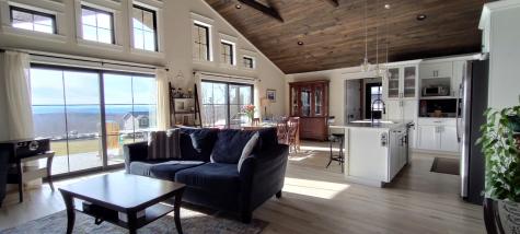 79 Scenic Heights Drive Oxford ME 04270