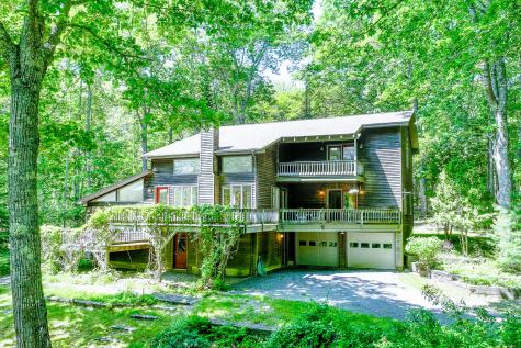 619 Shore Road Northport ME 04849