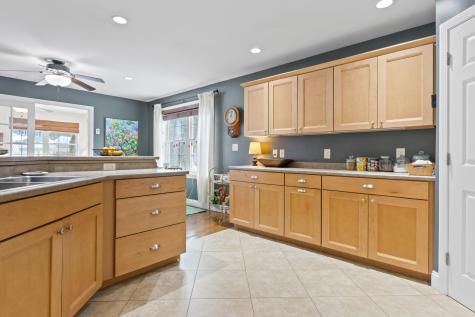 381 Pond Road Lewiston ME 04240