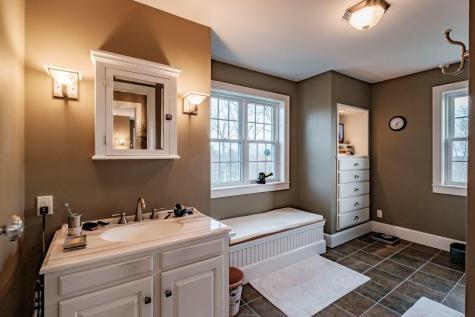 74 Tarkiln Hill Road Raymond ME 04071
