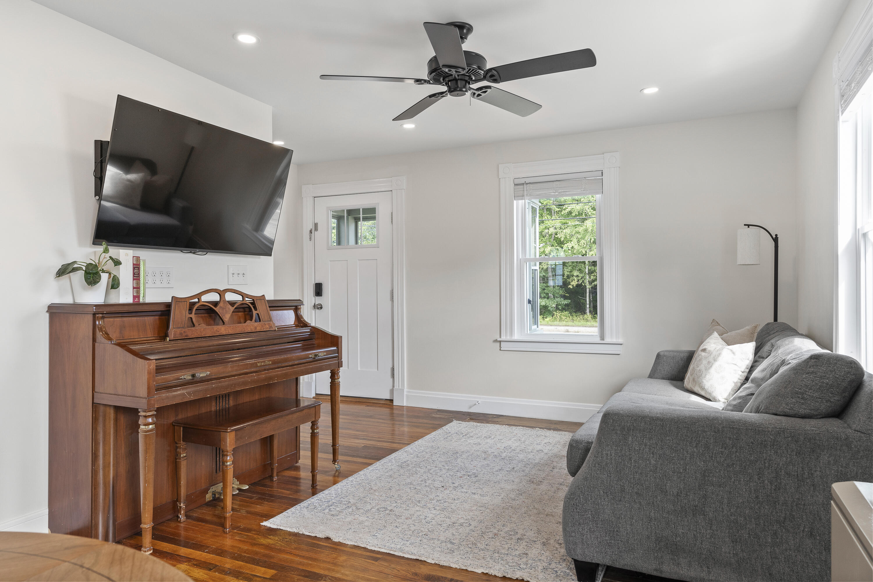 858 Minot Avenue Auburn ME 04210