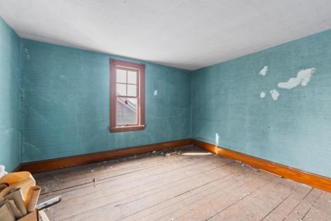 37 Nichols Street Lewiston ME 04240