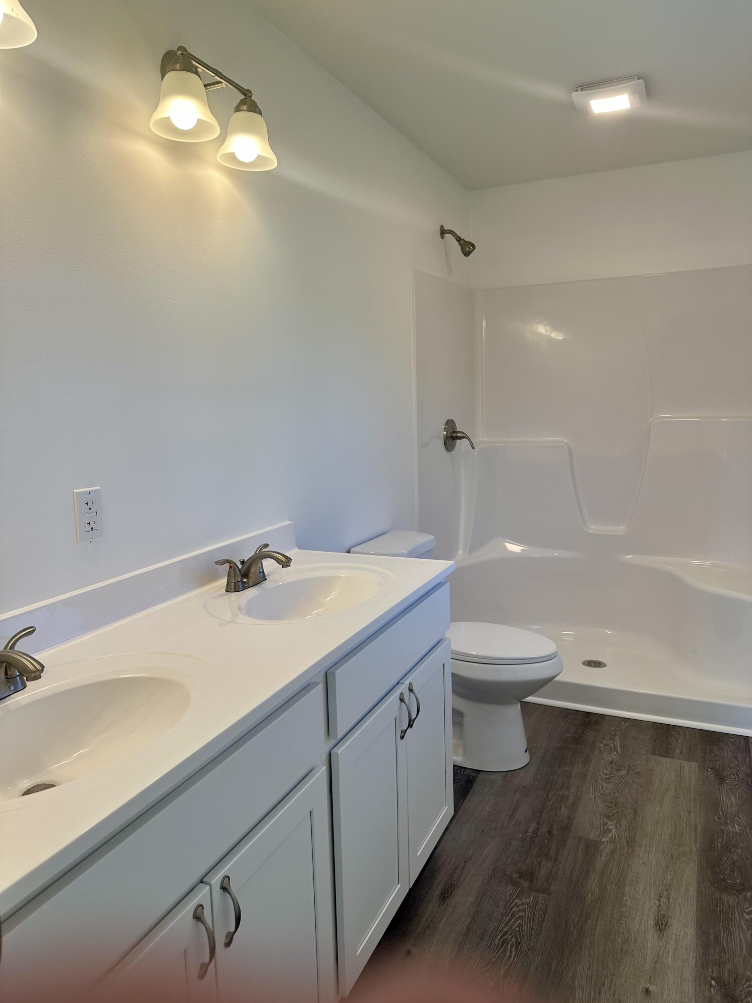 40 Village Circle Augusta ME 04330