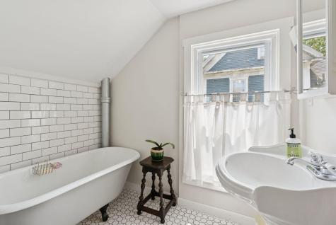 17 Highland Street Bath ME 04530