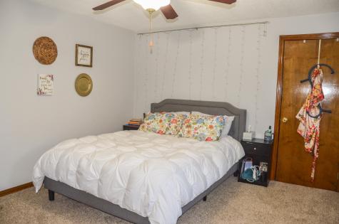 499 W River Road Augusta ME 04330