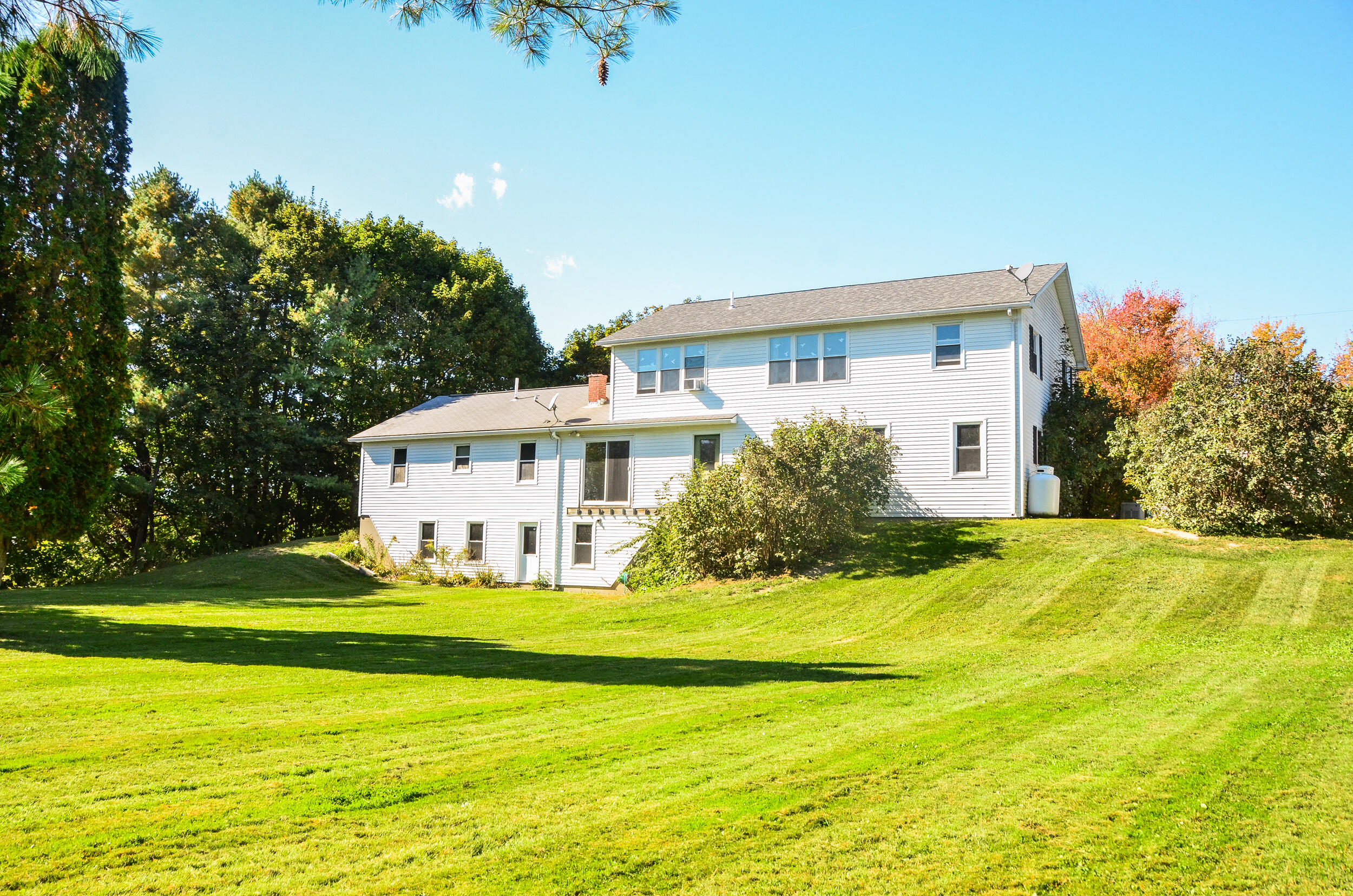 499 W River Road Augusta ME 04330