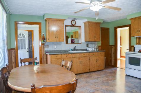 499 W River Road Augusta ME 04330