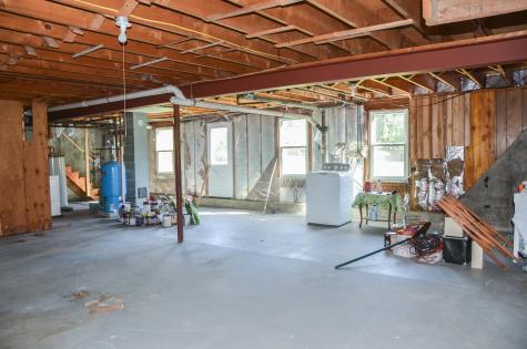 499 W River Road Augusta ME 04330