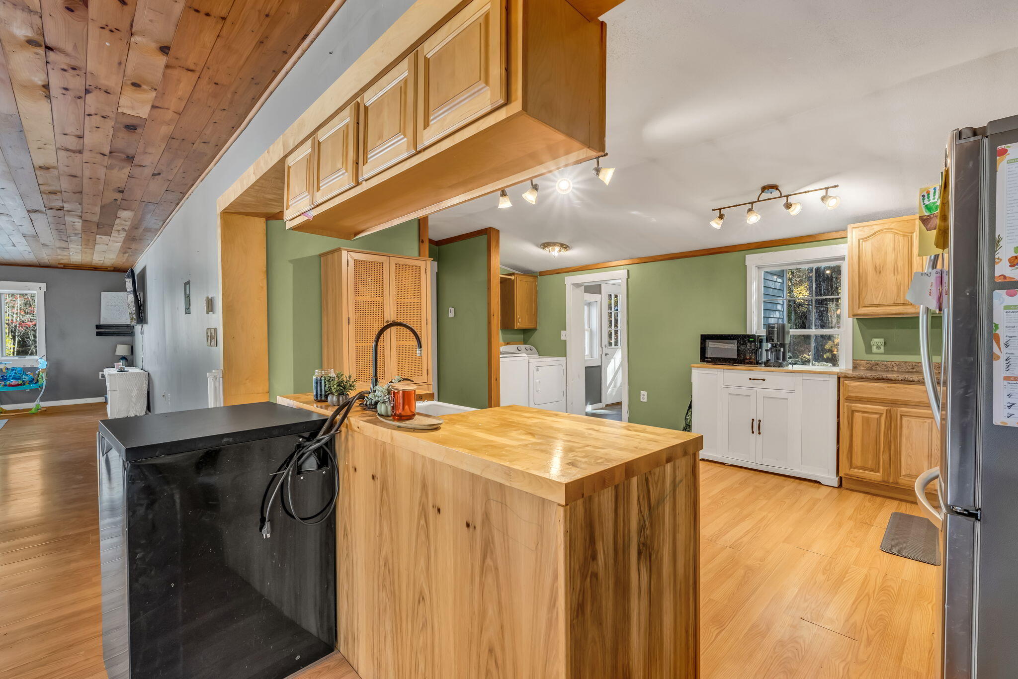 44 Country View Drive Leeds ME 04263