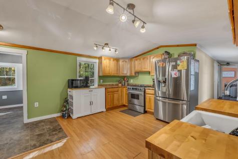 44 Country View Drive Leeds ME 04263