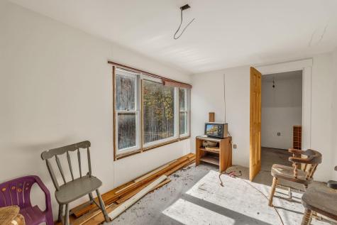 44 Country View Drive Leeds ME 04263