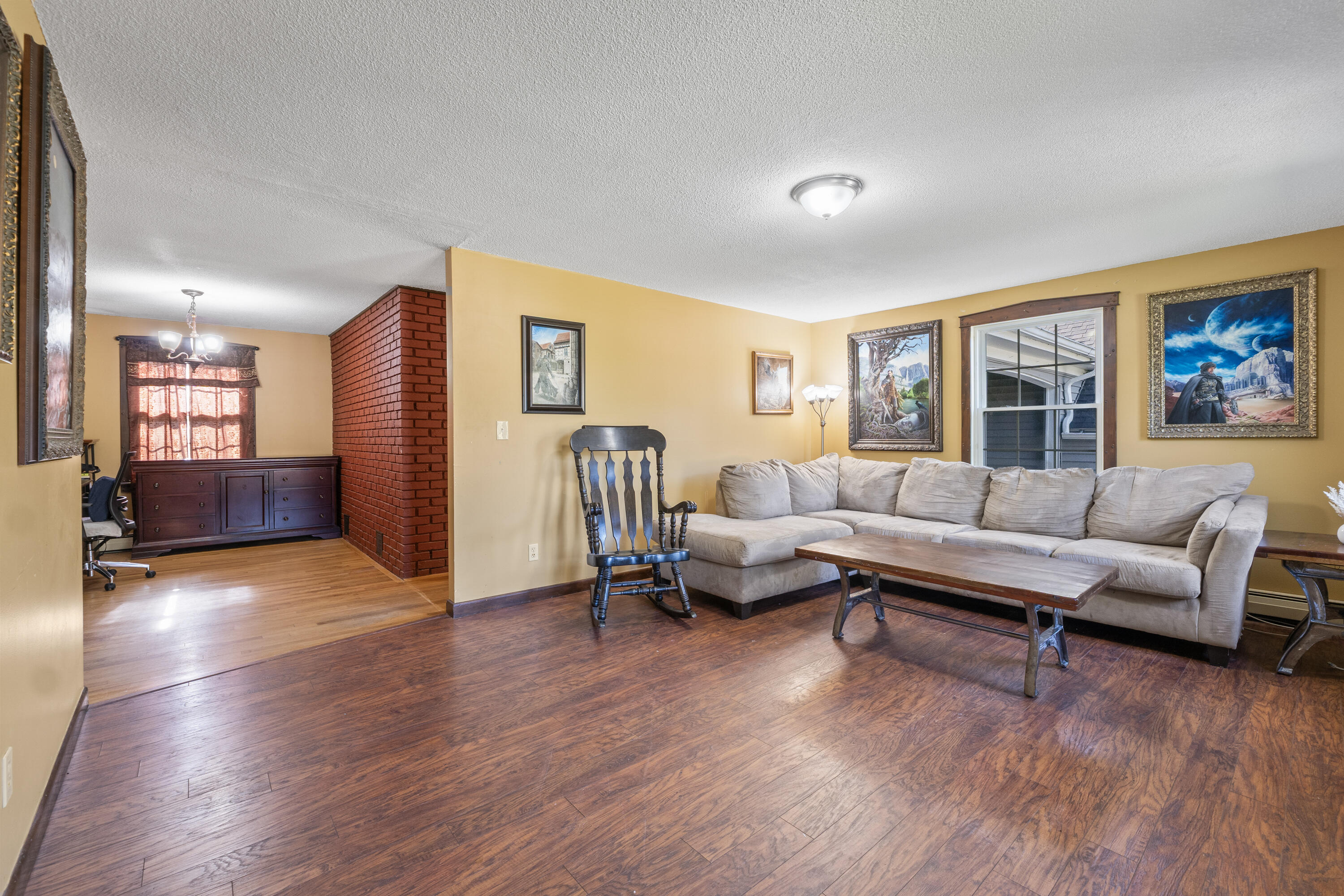 20 Sunderland Drive Auburn ME 04210