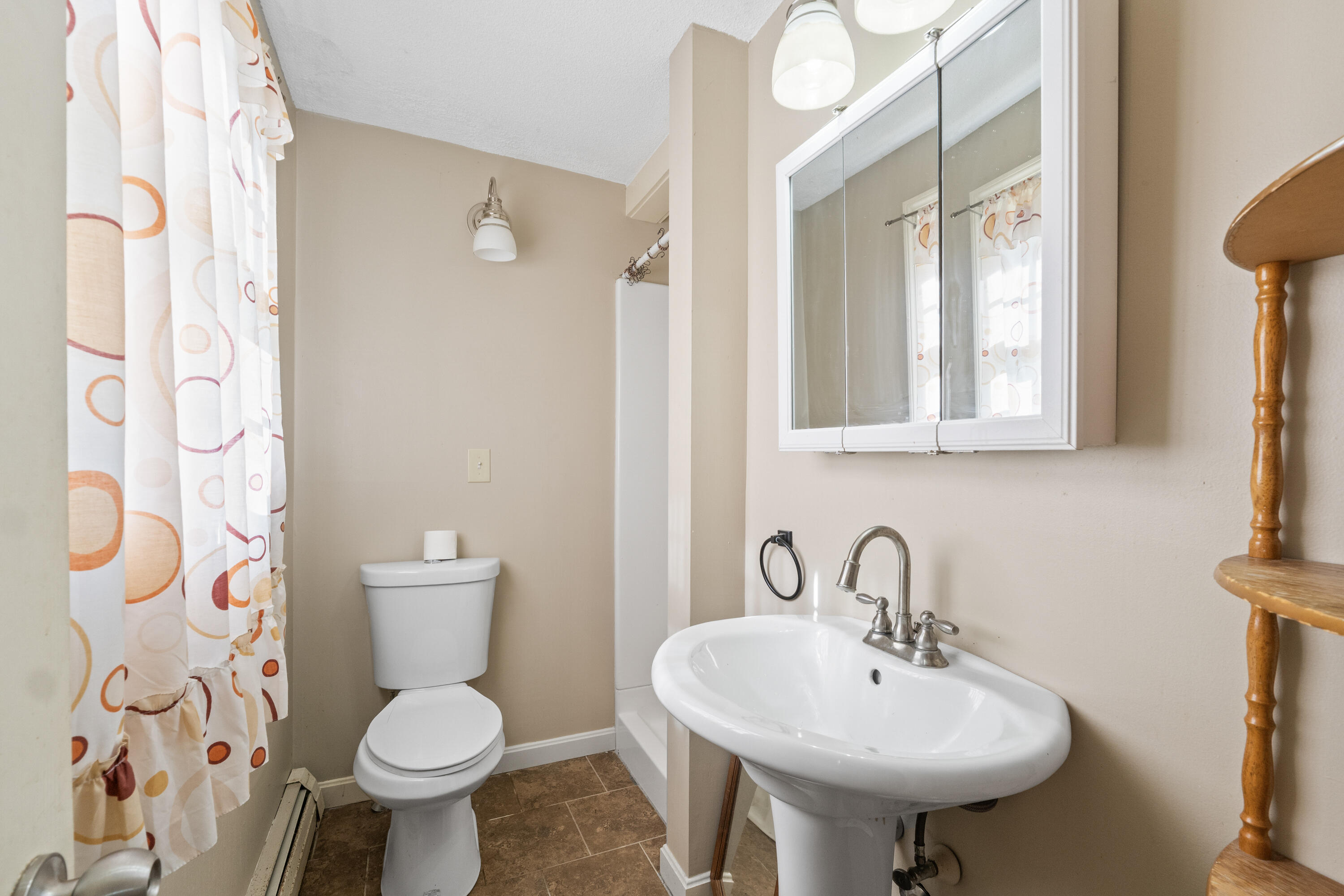 20 Sunderland Drive Auburn ME 04210