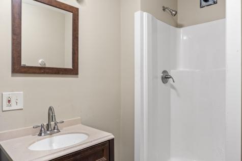 20 Sunderland Drive Auburn ME 04210