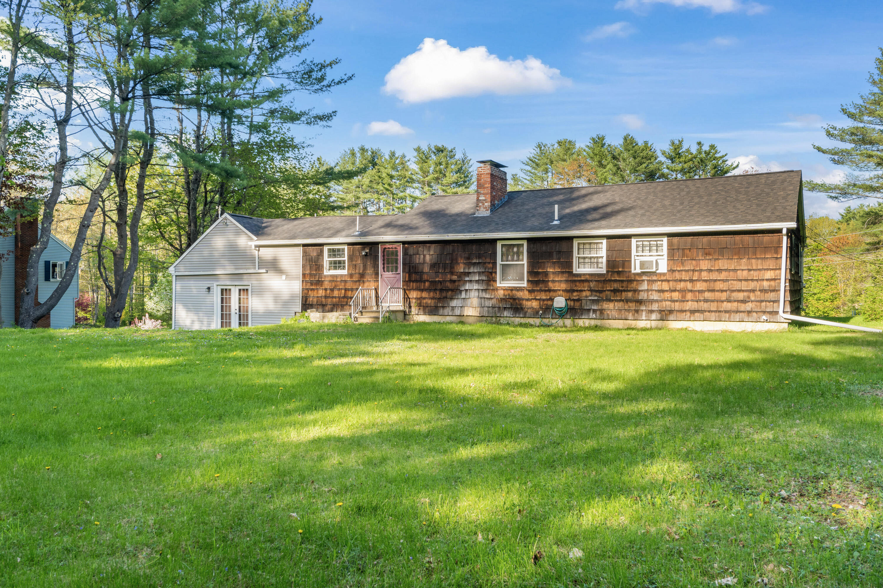 20 Sunderland Drive Auburn ME 04210