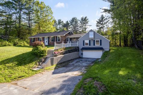 20 Sunderland Drive Auburn ME 04210