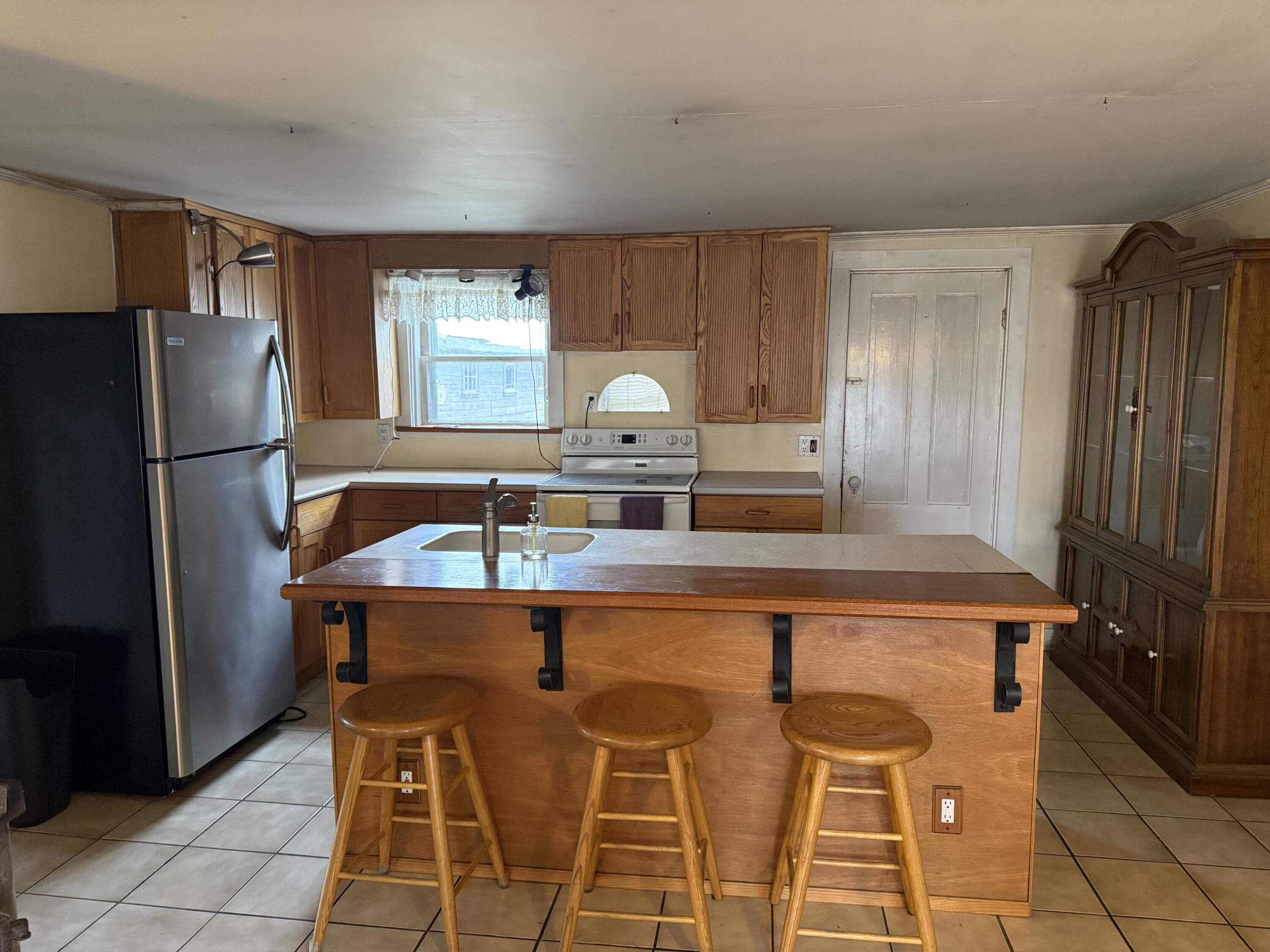 447 Goshen Road Waldoboro ME 04572